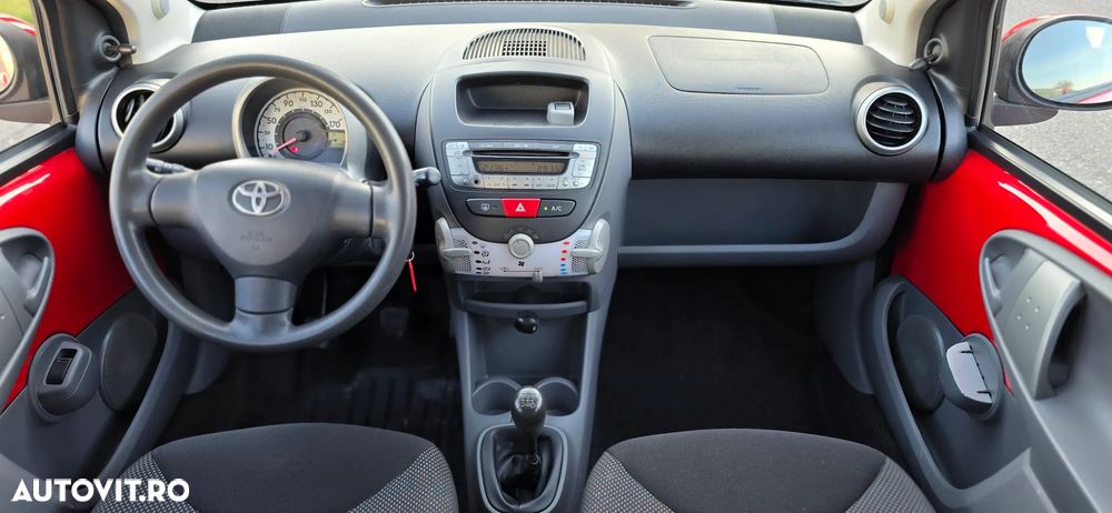 Toyota Aygo City - 6