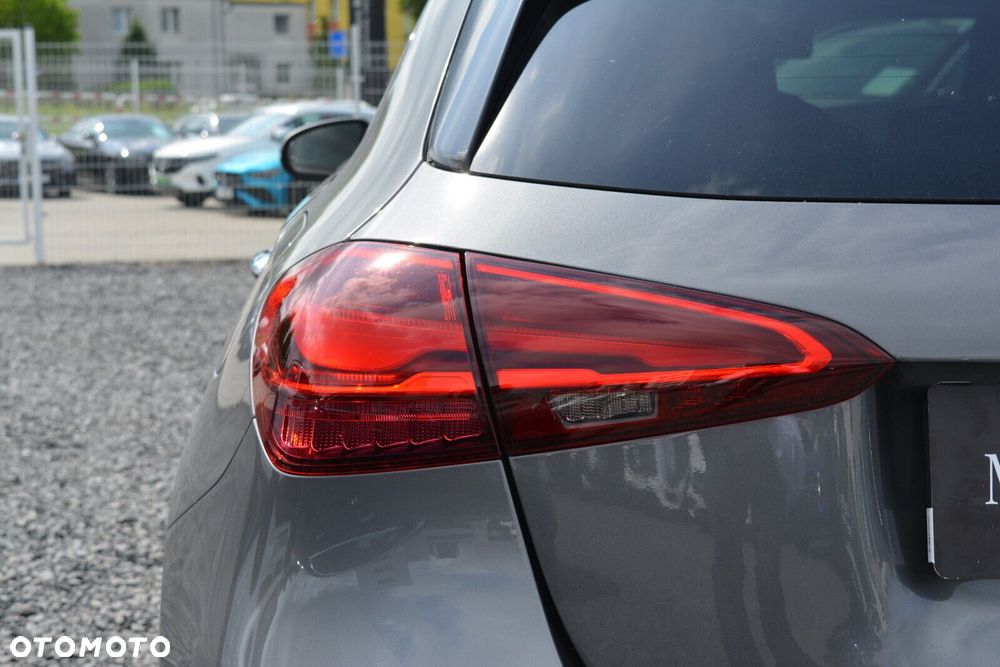 Mercedes-Benz Klasa A 200 AMG Line 7G-DCT - 12