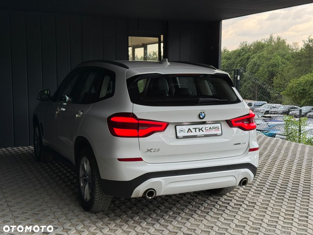 BMW X3 xDrive20i GPF Advantage - 7