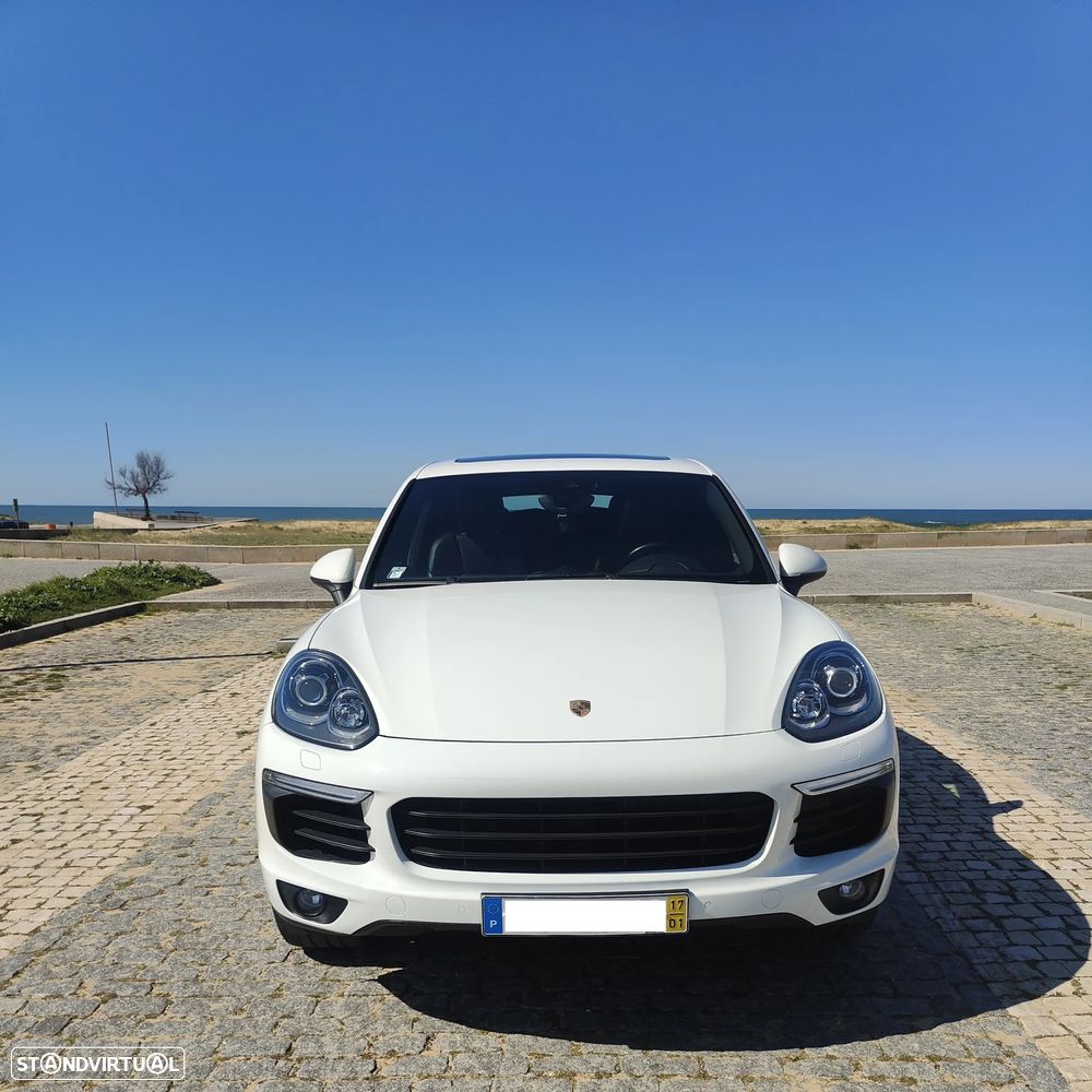 Porsche Cayenne - 8