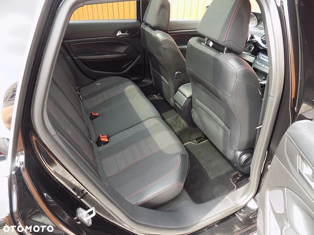 Peugeot 308 1.5 BlueHDi GT Pack S&S EAT8 - 7