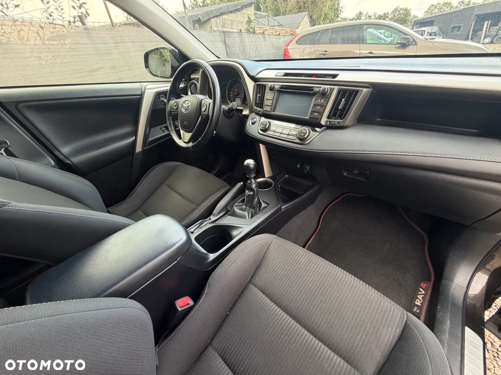 Toyota RAV4 2.0 D-4D Active - 7