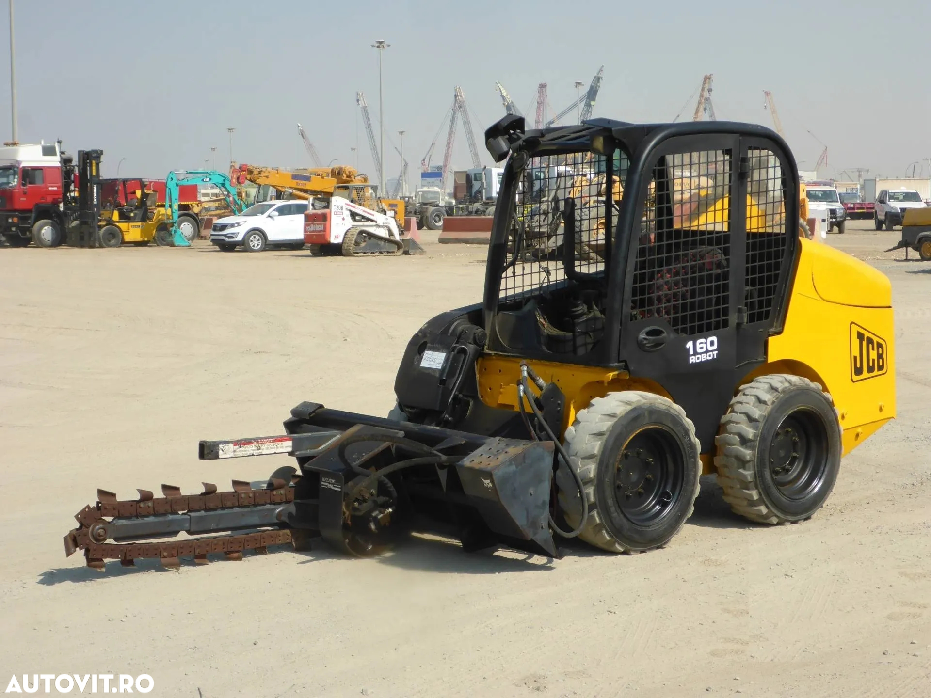 JCB 160 ROBOT Mini încărcător - 2