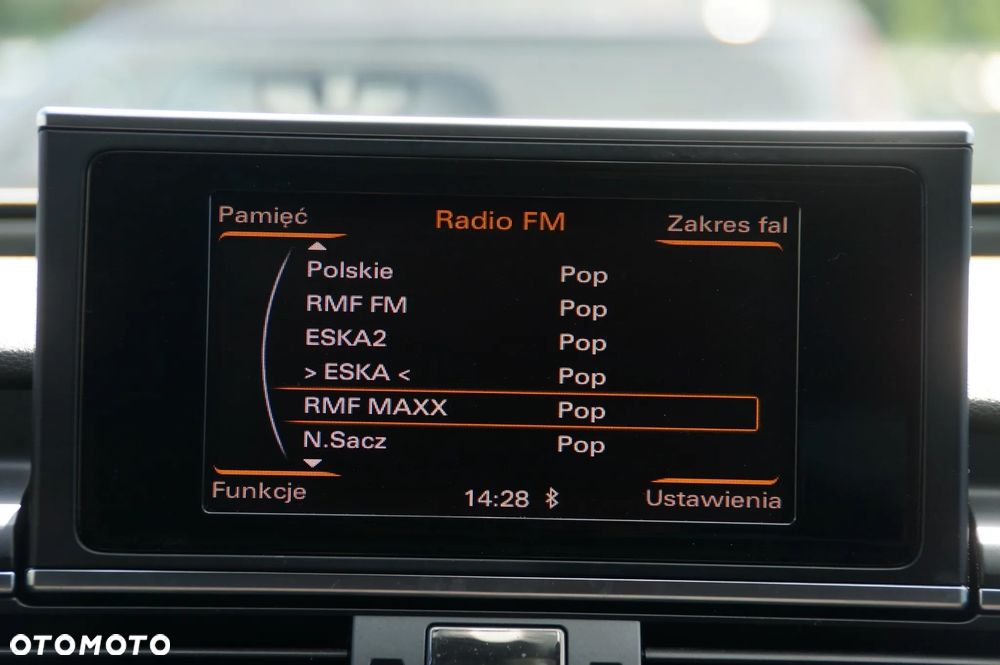 Audi A6 Avant - 14