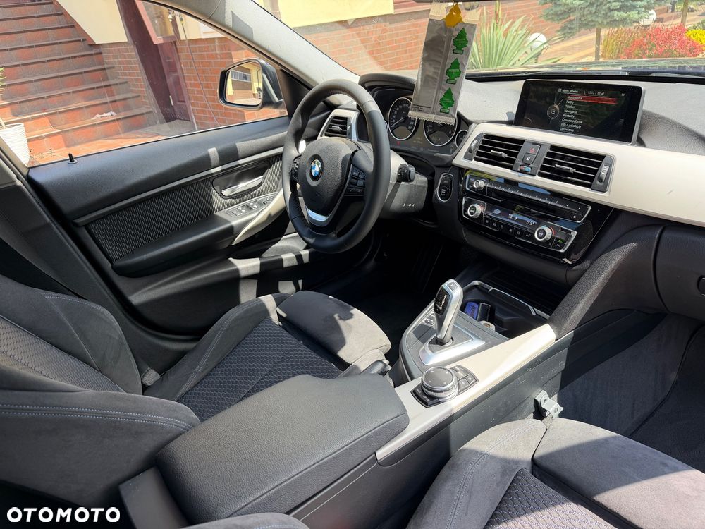 BMW Seria 3 320d Efficient Dynamics Edition Sport Line - 6