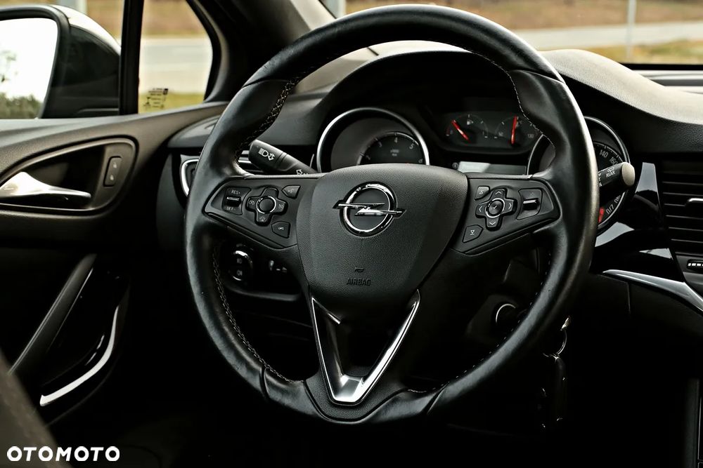 Opel Astra 1.4 Turbo Active - 28