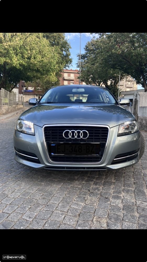 Audi A3 1.4 TFSI Ambiente - 2