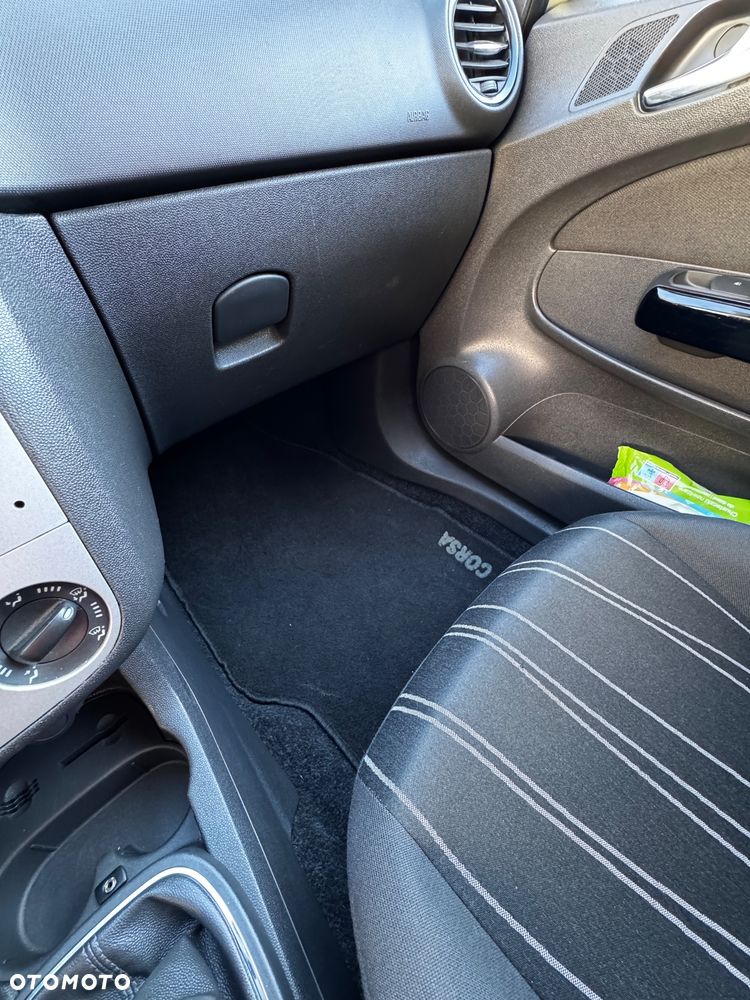 Opel Corsa 1.2 16V - 14