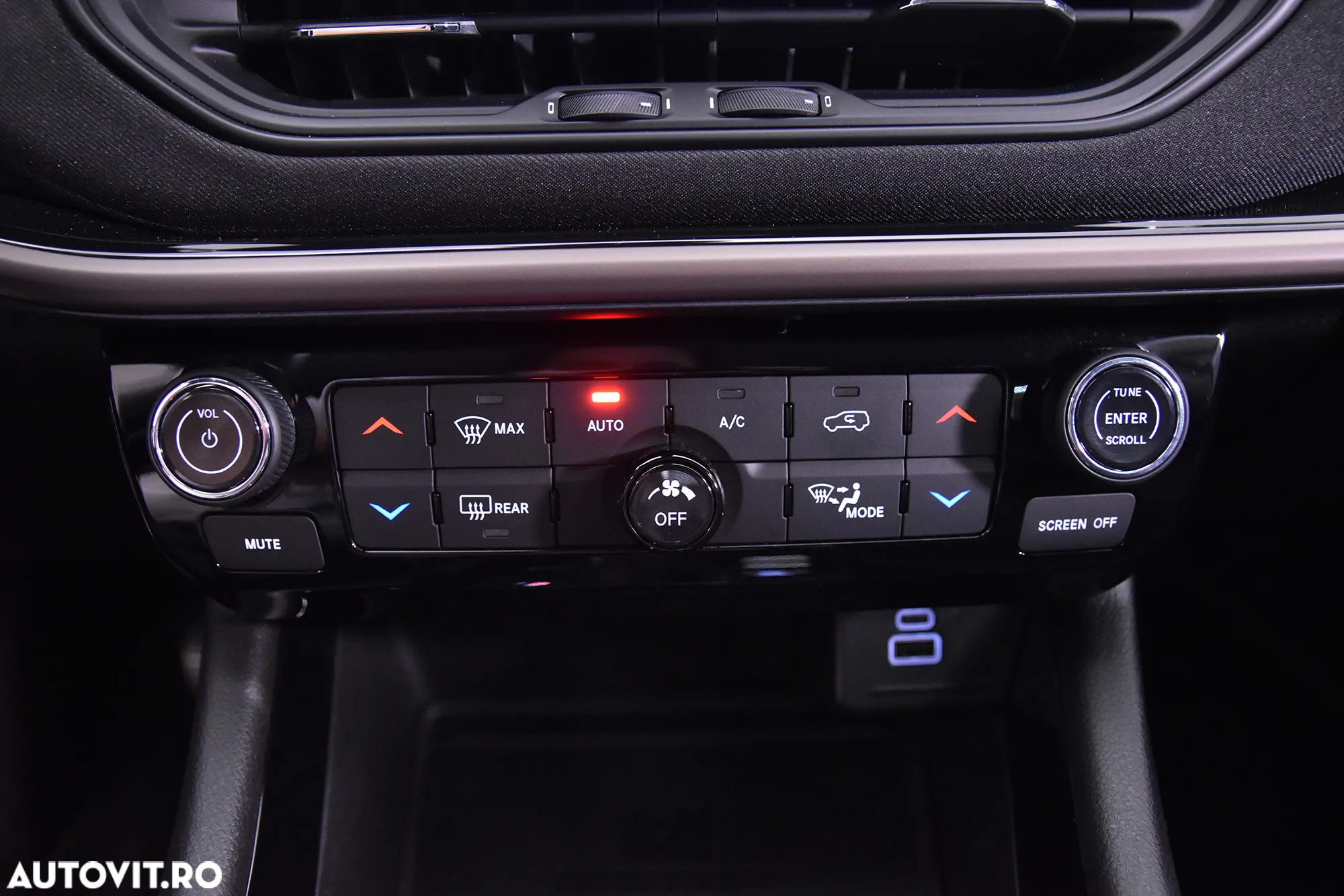 Jeep Compass - 18
