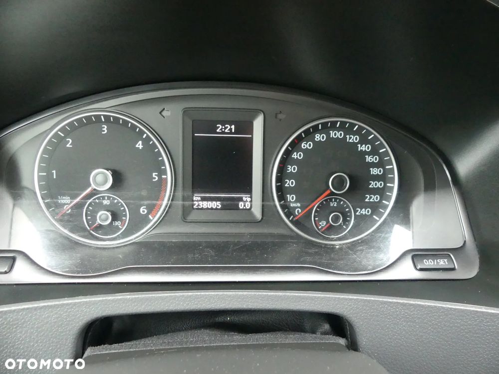 Volkswagen Transporter - 24