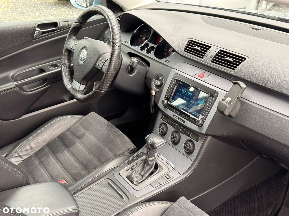 Volkswagen Passat 2.0 TDI DPF DSG Highline - 8