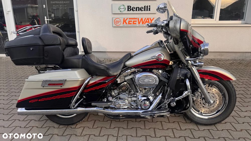 Harley-Davidson FLHS Electra Glide - 1