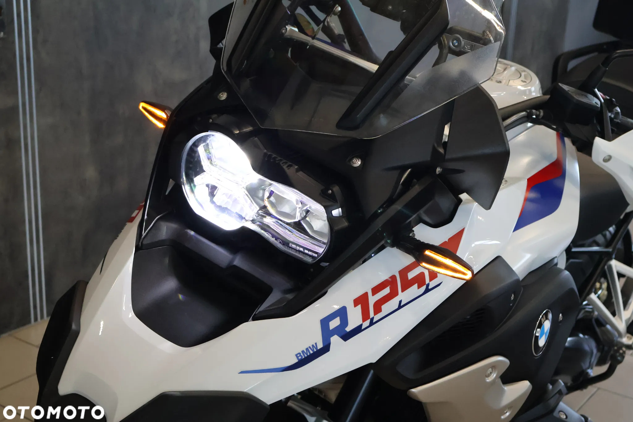 BMW R - 11