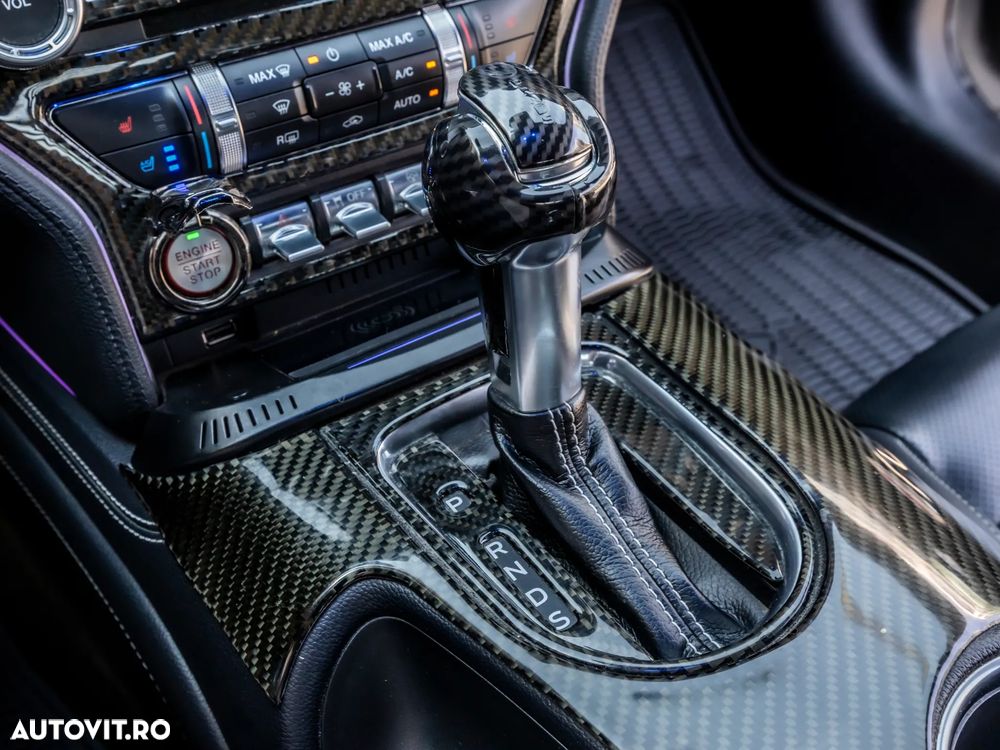Ford Mustang - 26