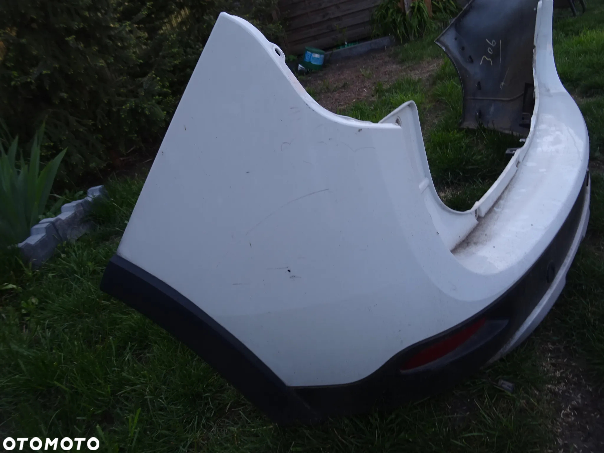 DACIA LODGY STEPWAY LIFTING ZDERZAK TYLNY TYL PDC KOMPLET BIALY NY   CZESCI ROZNE - 2