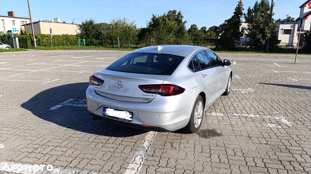 Opel Insignia 2.0 CDTI Innovation S&S - 2