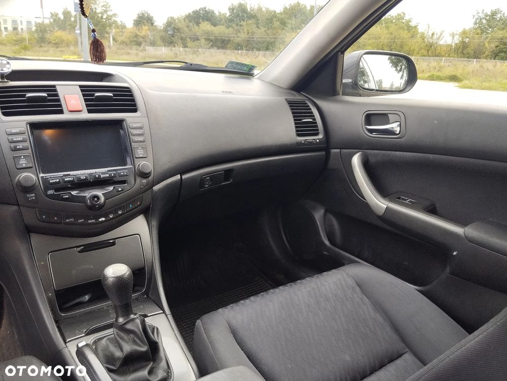 Honda Accord 2.0 Comfort - 17