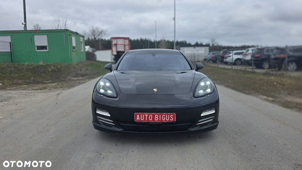 Porsche Panamera - 2