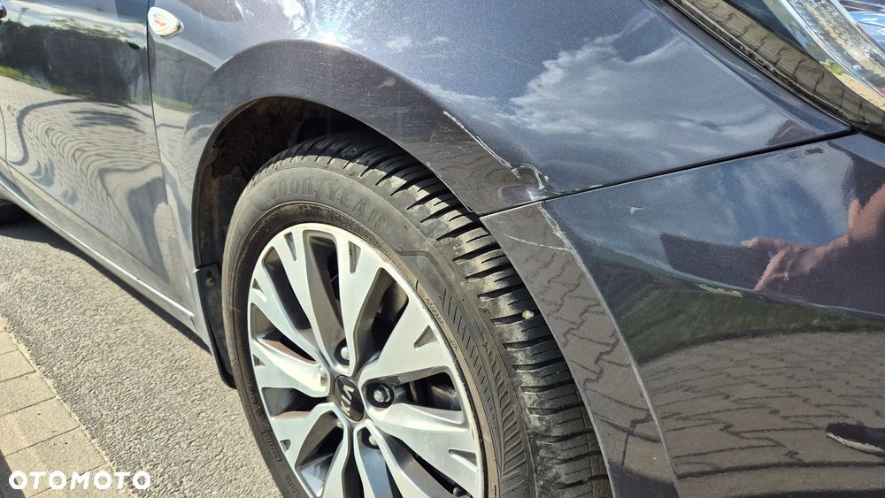 Kia Ceed 1.4 L - 10