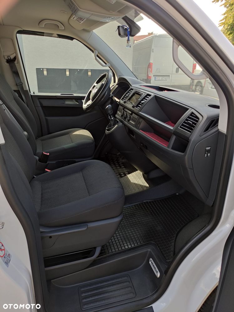Volkswagen Caravelle 2.0 TDI L1 Highline 4Motion - 9
