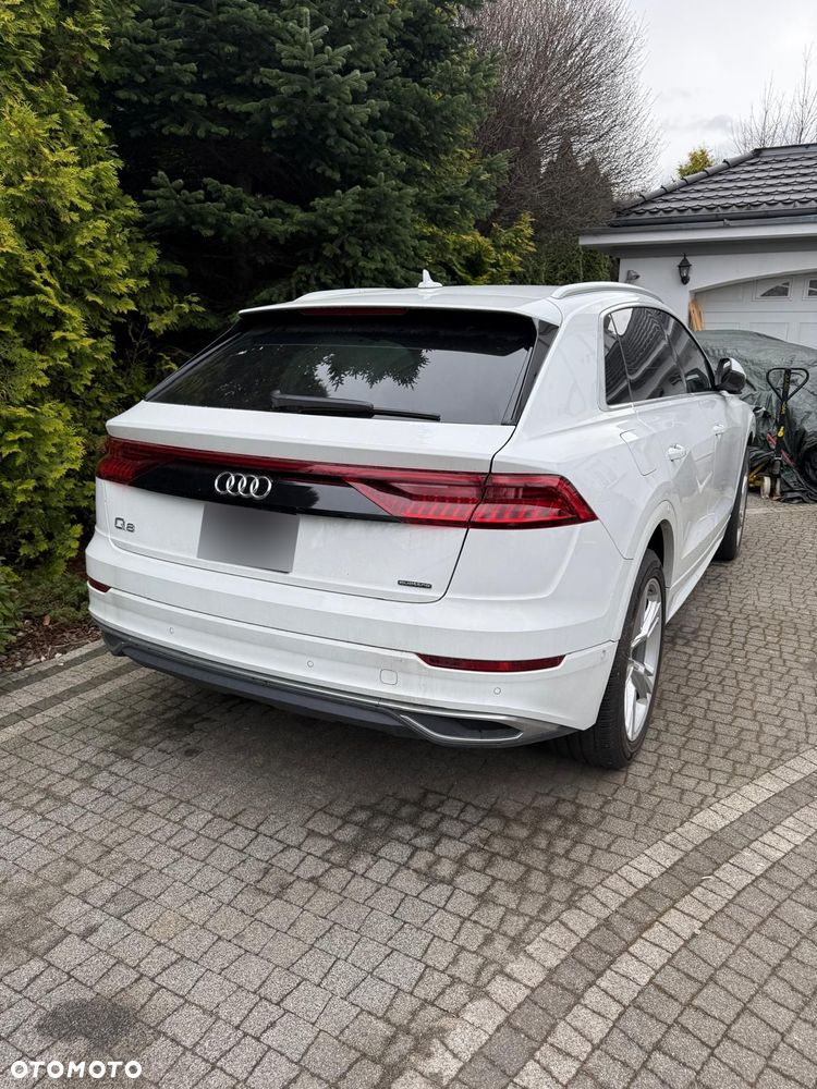 Audi Q8 55 TFSI quattro tiptronic - 15