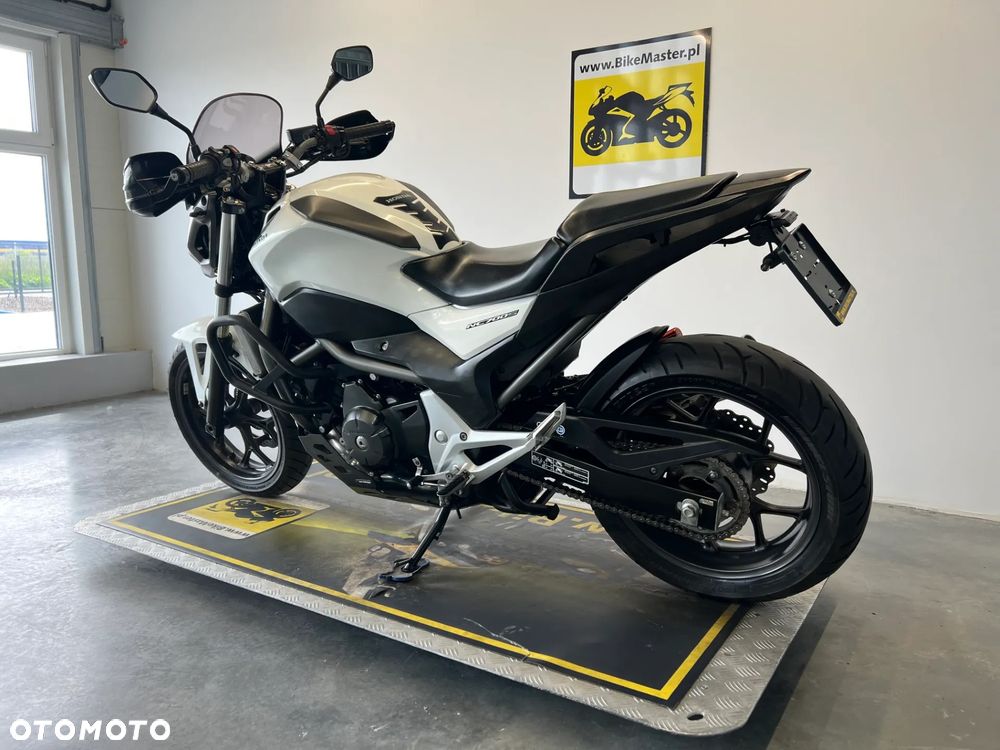 Honda NC - 6
