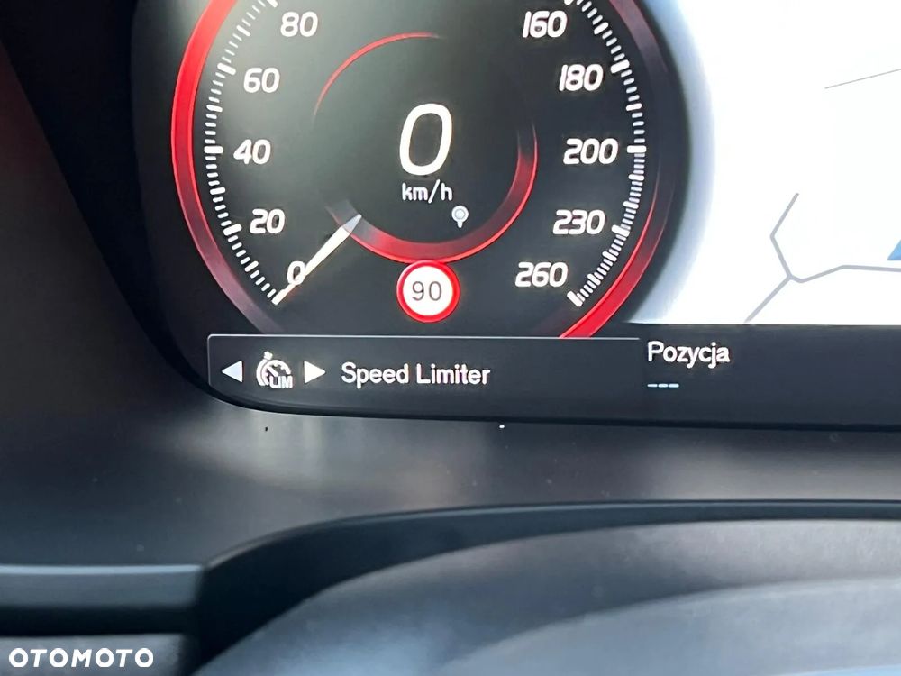 Volvo V90 Cross Country D5 AWD Pro - 23