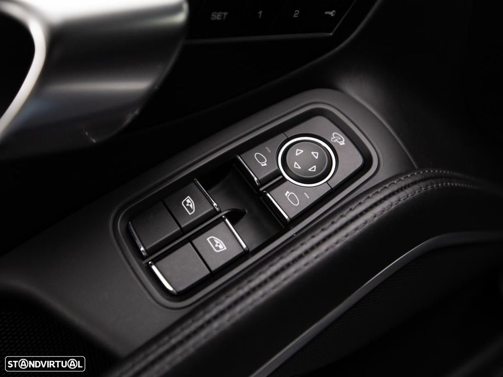 Porsche 718 Cayman - 13