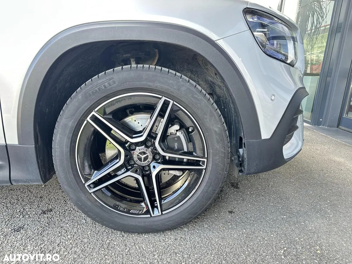 Mercedes-Benz GLB 200 4Matic 8G-DCT AMG Line - 16