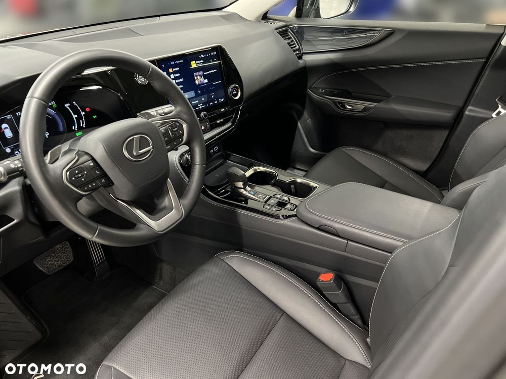 Lexus NX - 17