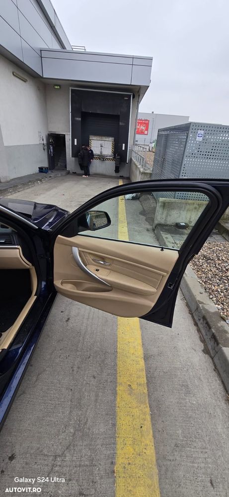 BMW Seria 3 320d xDrive Modern Line - 7