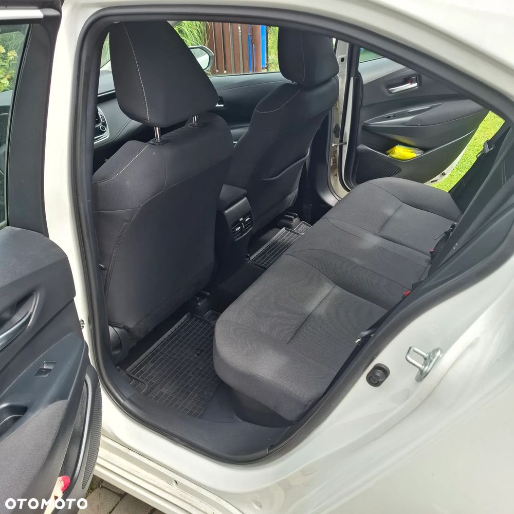 Toyota Corolla 1.8 Hybrid Comfort - 13