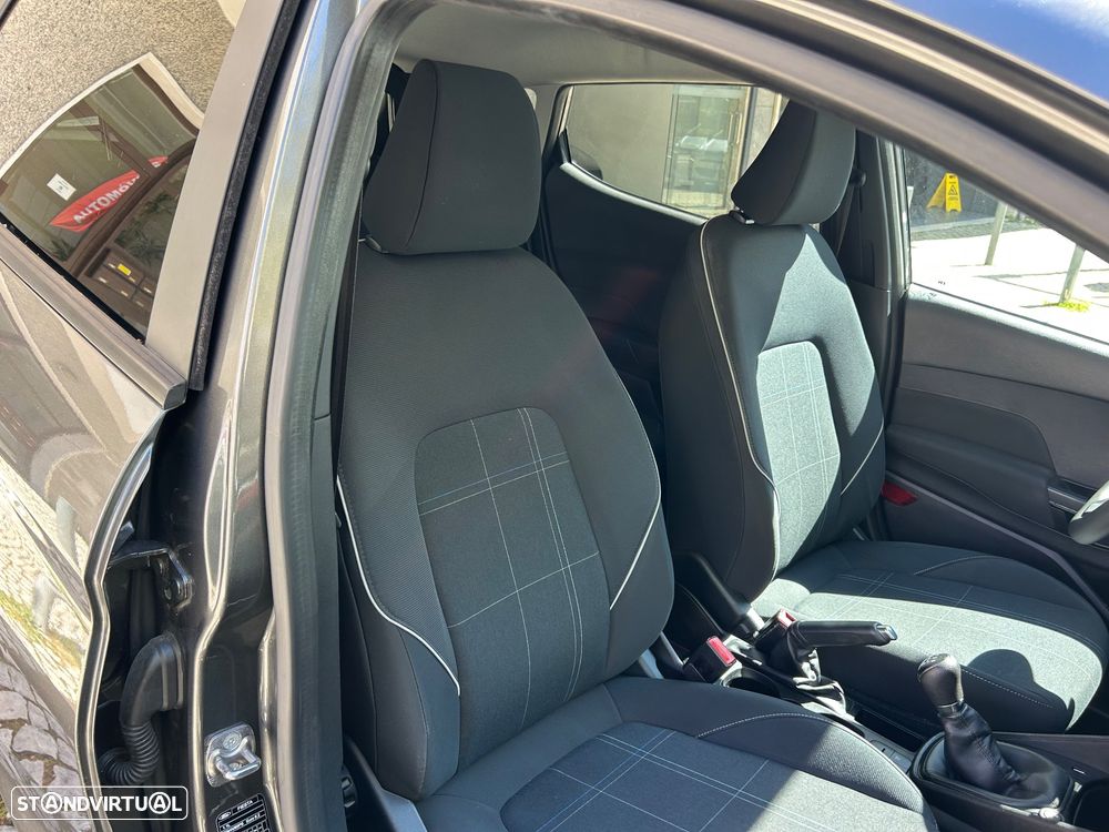 Ford Fiesta - 11