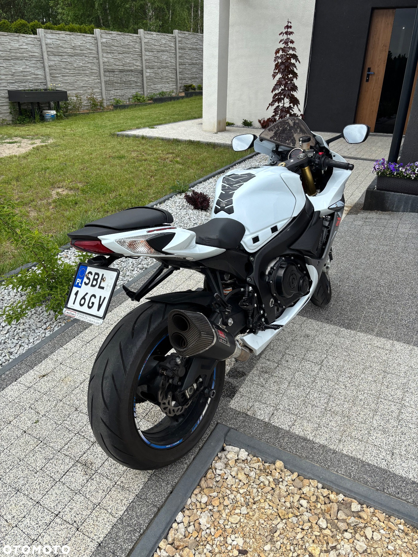 Suzuki GSX-R - 11
