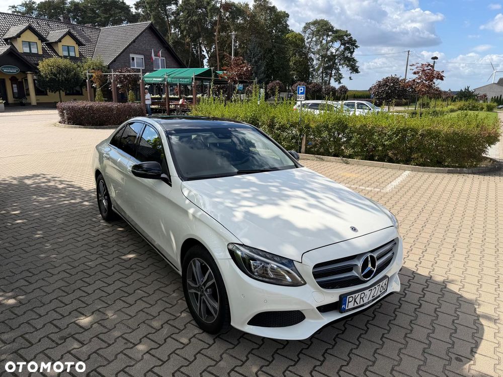 Mercedes-Benz Klasa C 200 7G-TRONIC Exclusive - 9