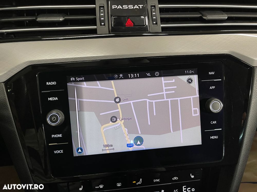 Volkswagen Passat - 17