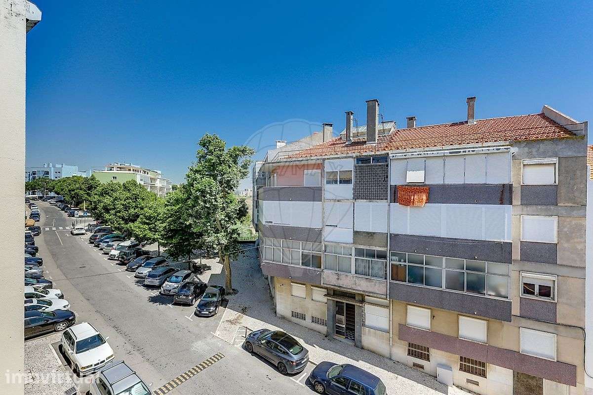 Apartamento T2 para arrendamento - Grande imagem: 3/23