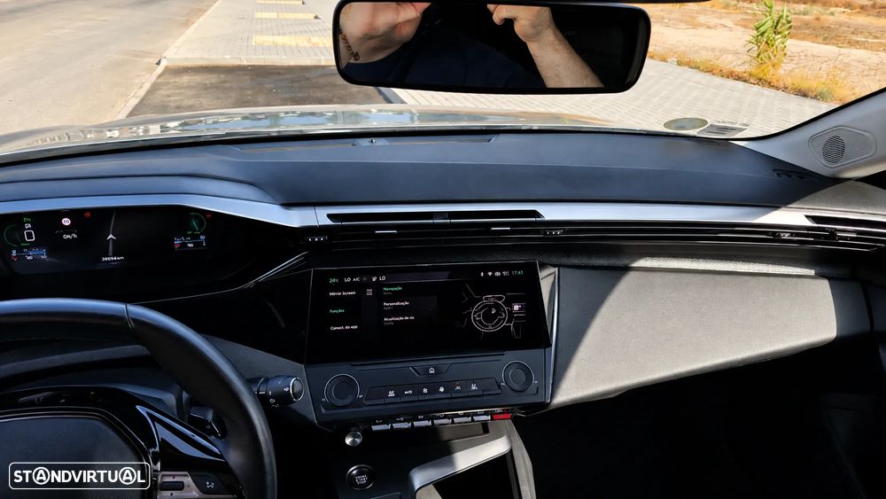 Peugeot 308 SW 1.5 BlueHDi Active Pack EAT8 — fotografia 16