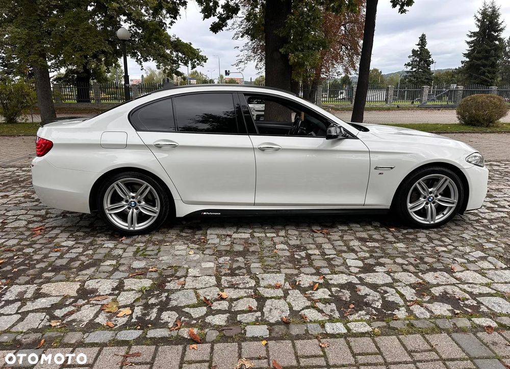 BMW Seria 5 525d xDrive Modern Line - 16