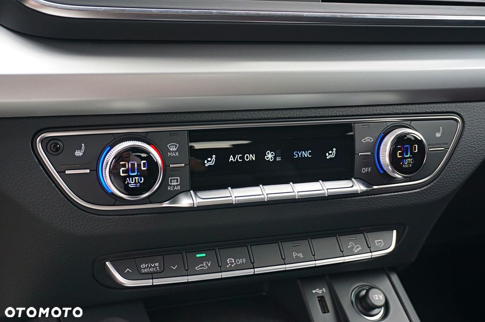 Audi Q5 Sportback - 15