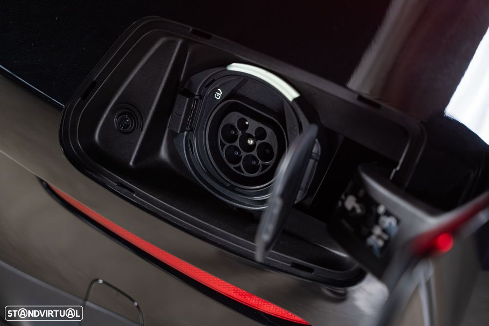 Mercedes-Benz CLE 300 e Coupe 9G-TRONIC Edition AMG Line - 12