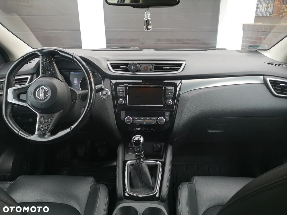 Nissan Qashqai 1.7 dCi 4x4 Tekna - 7