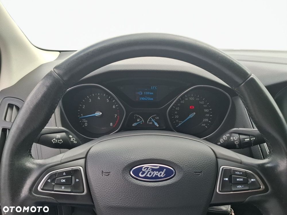 Ford Focus 1.6 Trend - 14