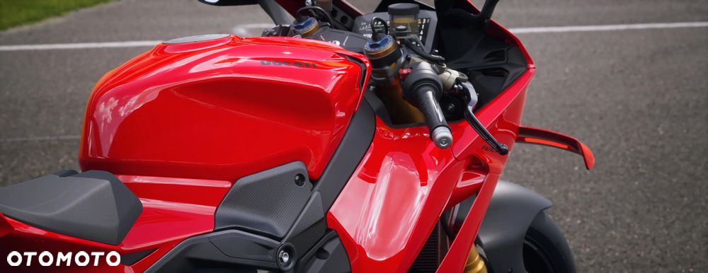 Ducati Panigale V4S - 7