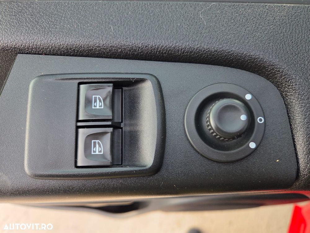 Opel Vivaro L2H1 - 33