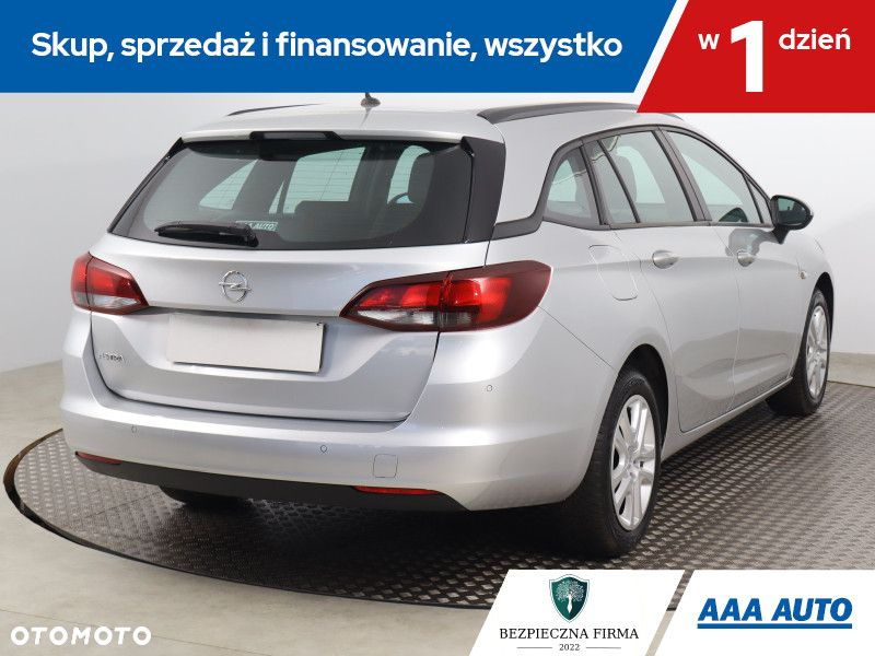 Opel Astra - 6