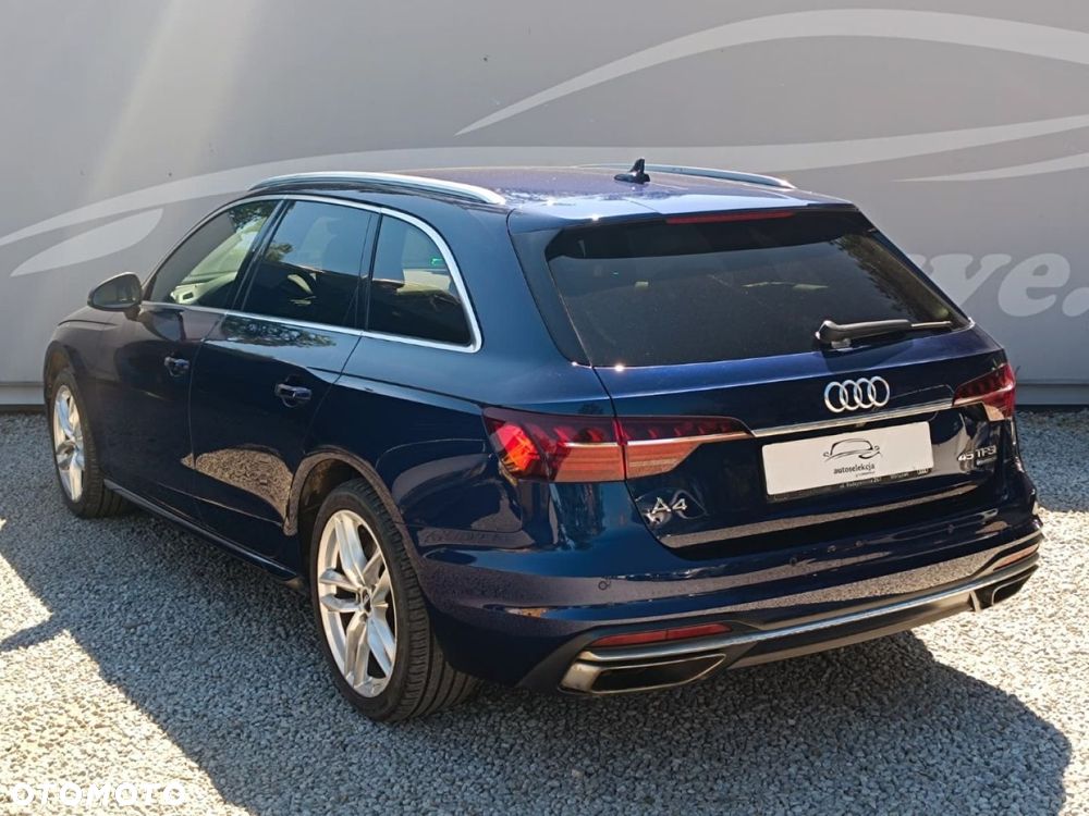 Audi A4 Avant - 4