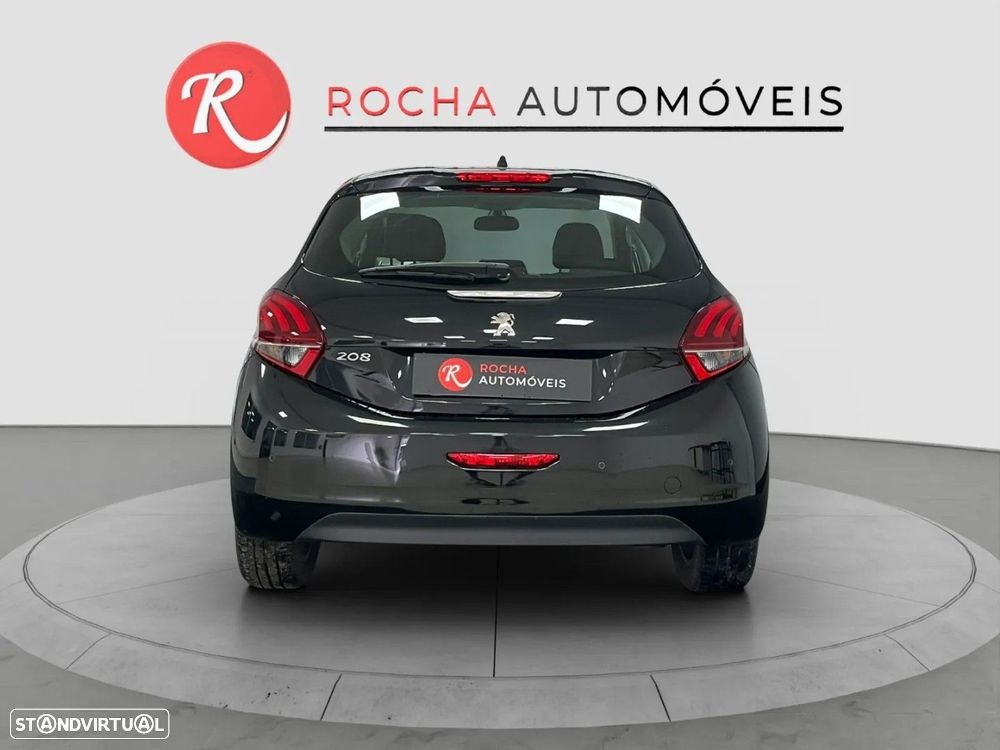 Peugeot 208 1.2 PureTech Allure EAT6 - 5