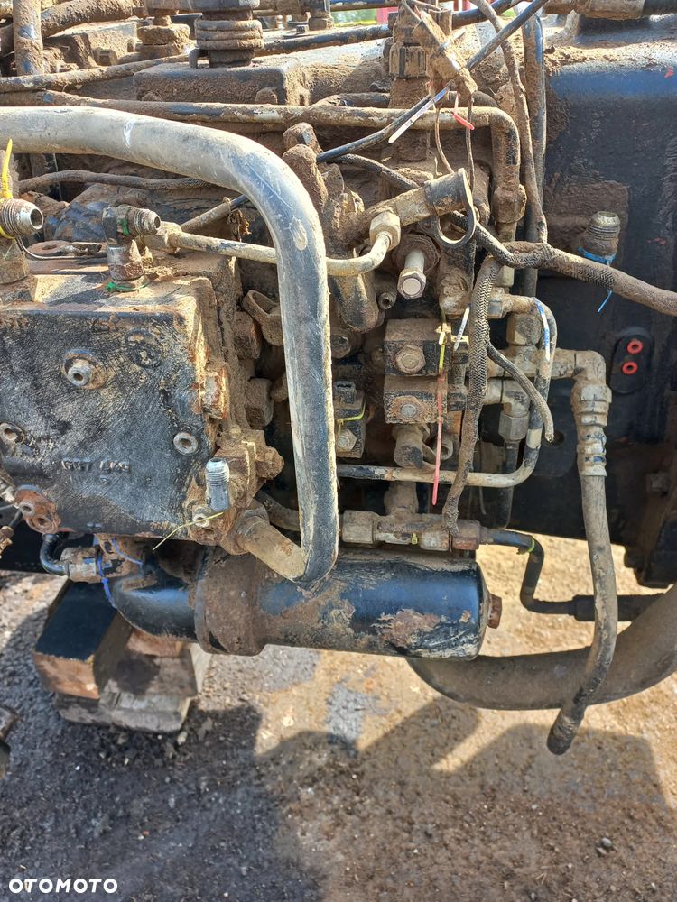 Skrzynia biegów Massey Ferguson 8240 POWERSCHIFT 8260,8270,8280,0123456789R,DYFERENCJAŁ,405B3,ATAK,607449,825,ARES,YZ150113RGH,3779194M93,0538201063,KOSZ,wałek,8210,8220,8230,8250 - 5