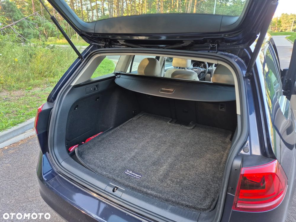 Volkswagen Golf - 24